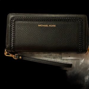 🖤Black Lexington Large Pebbled Leather  Wristle🖤